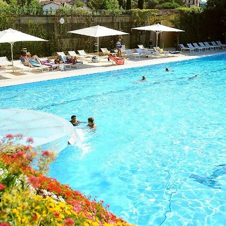 Parco Delle Piscine Hotel Сартеано Екстериор снимка