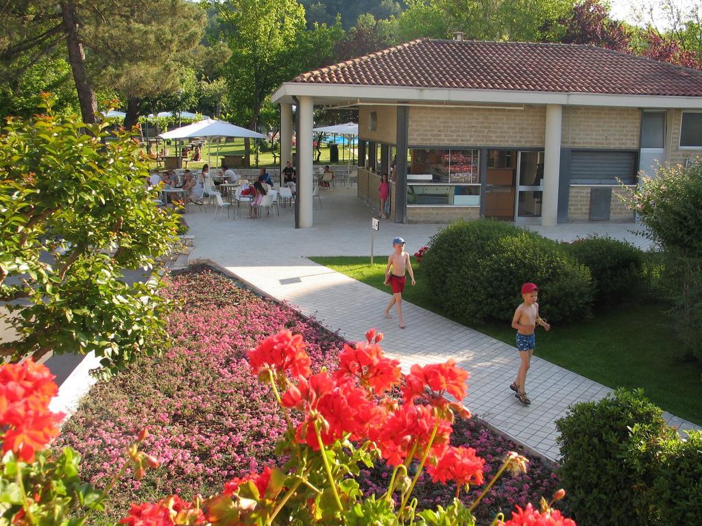 Parco Delle Piscine Hotel Сартеано Екстериор снимка
